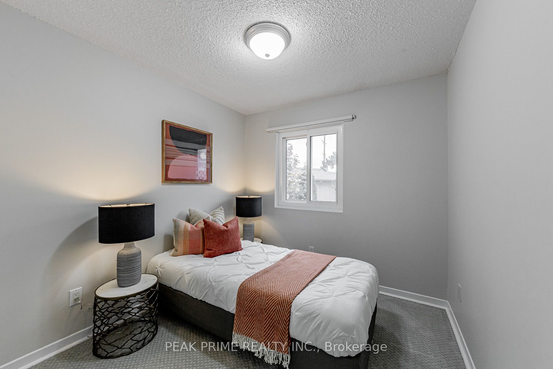 2075 Asta Dr, #28