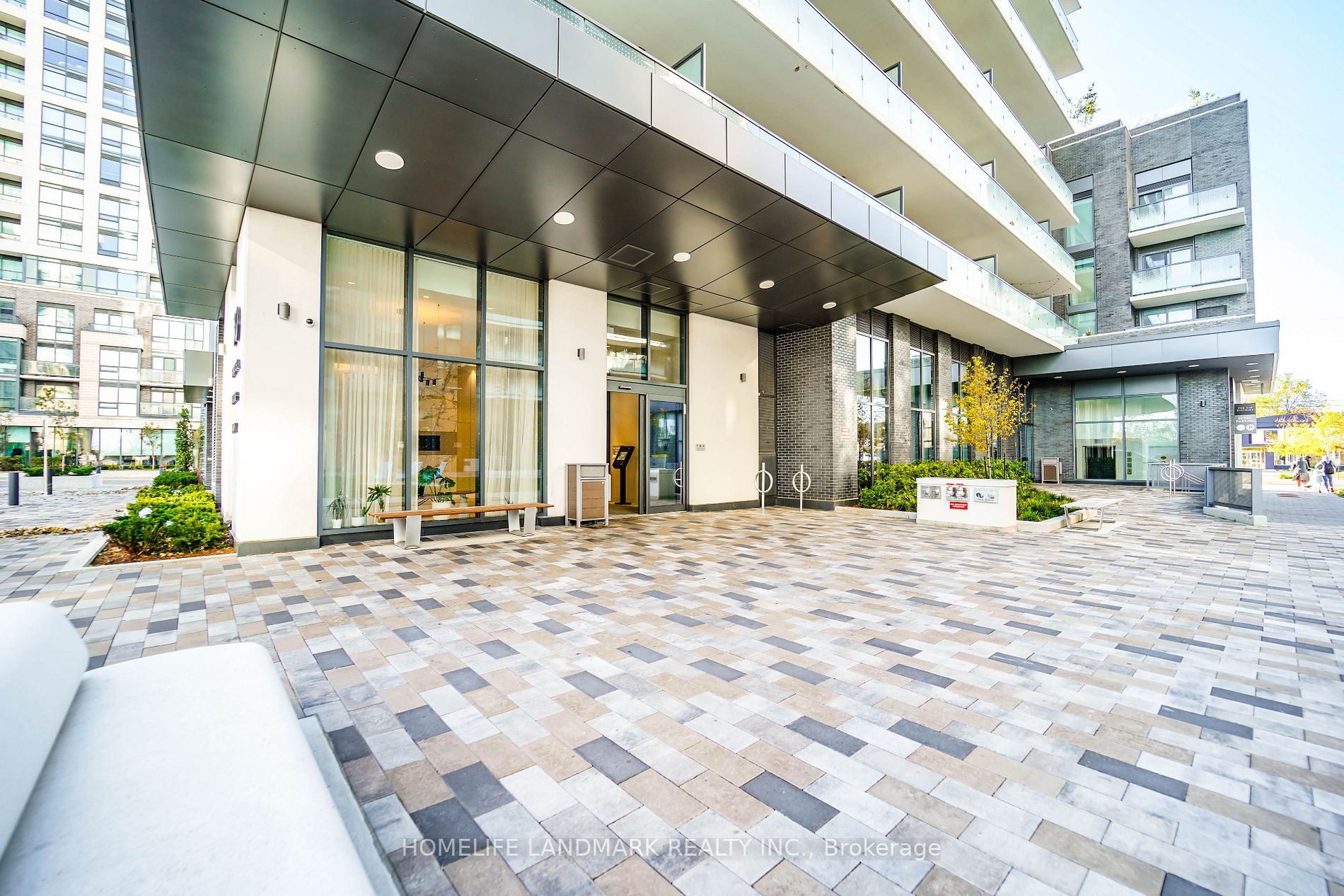 30 Samuel Wood Way, #2303