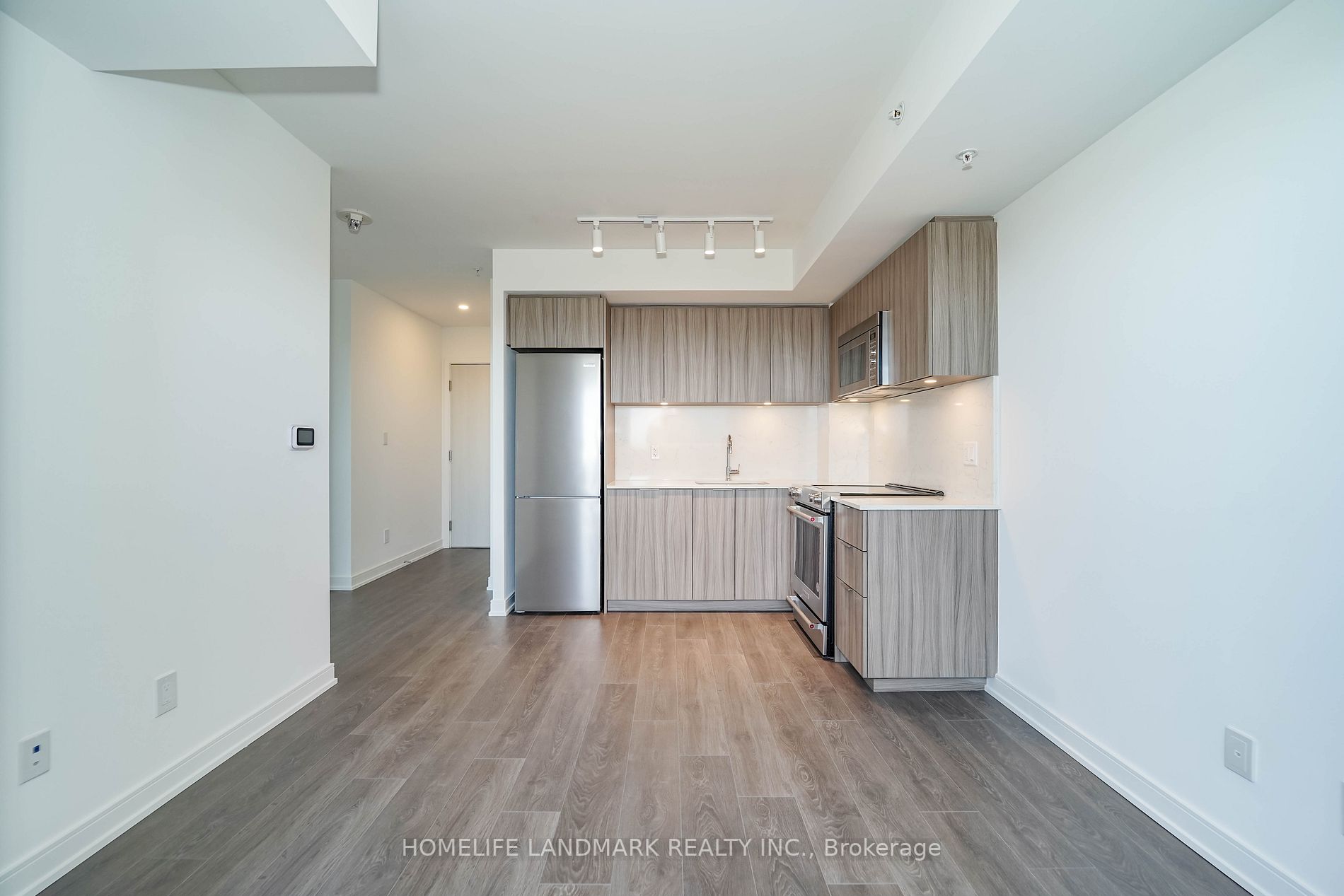 30 Samuel Wood Way, #2303