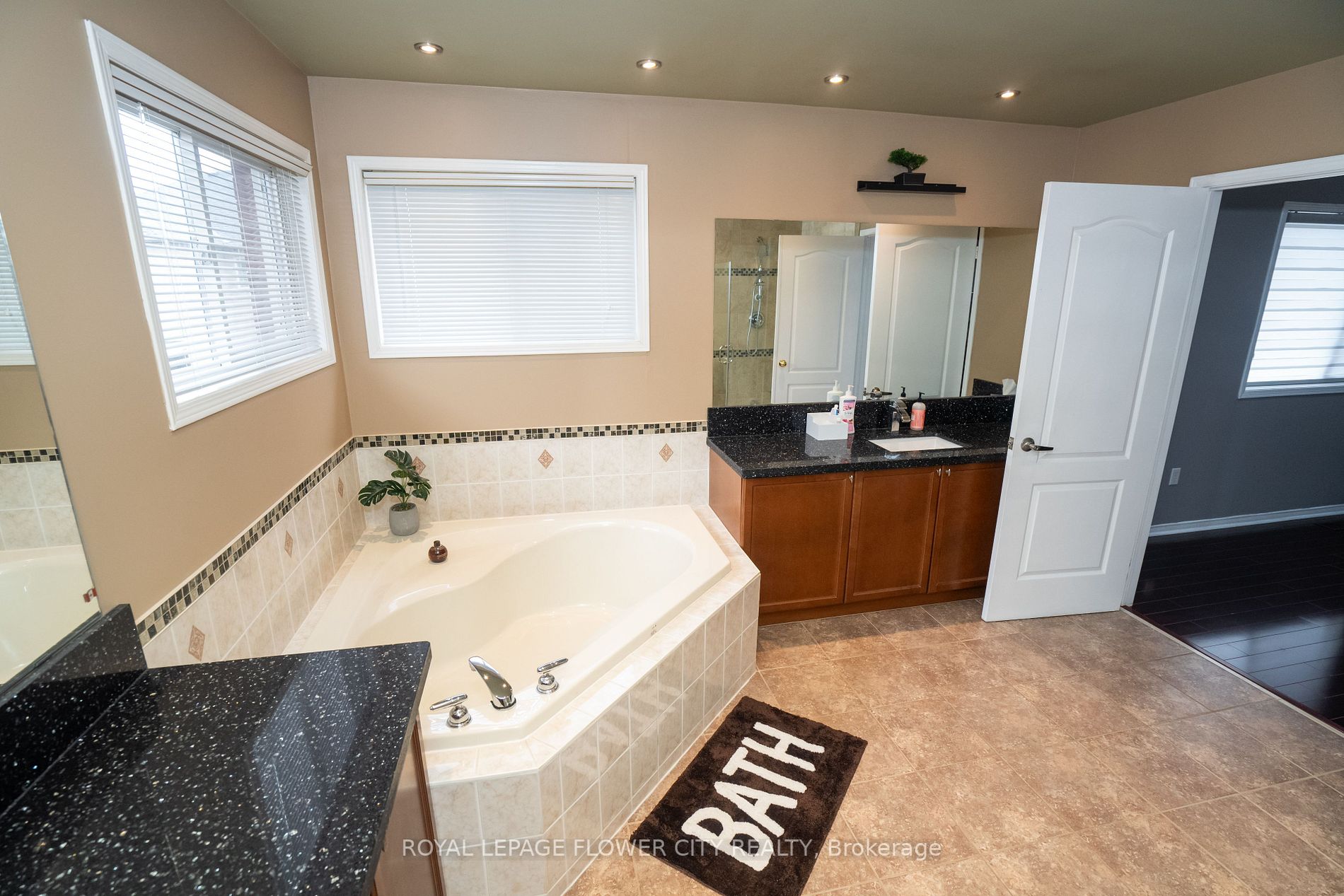 26 Ranchero Dr