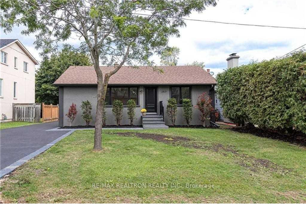 257 Maurice Dr, Oakville