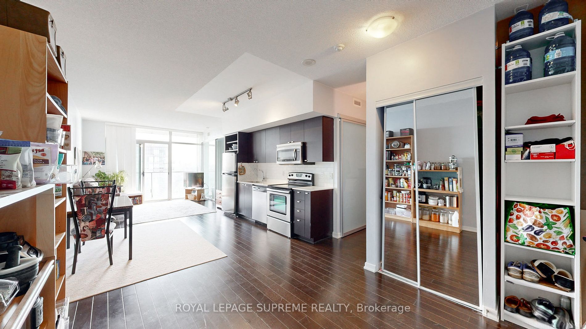 103 The Queensway Ave E, #2615