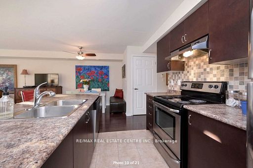 5 Armstrong St, #27