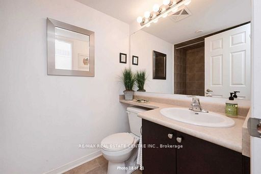 5 Armstrong St, #27