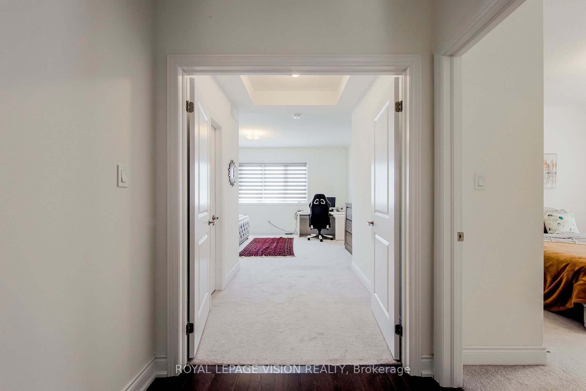 14 Lowell Cres