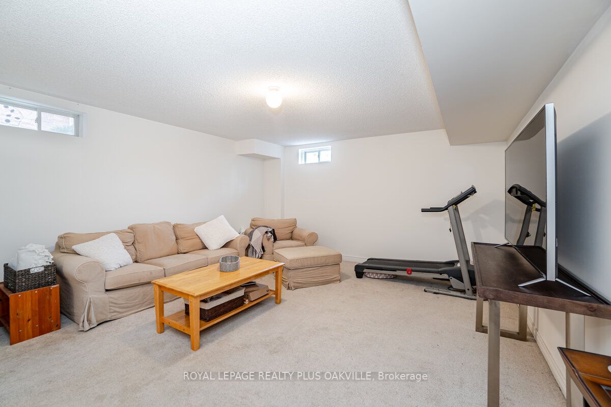 396 Riverstone Dr
