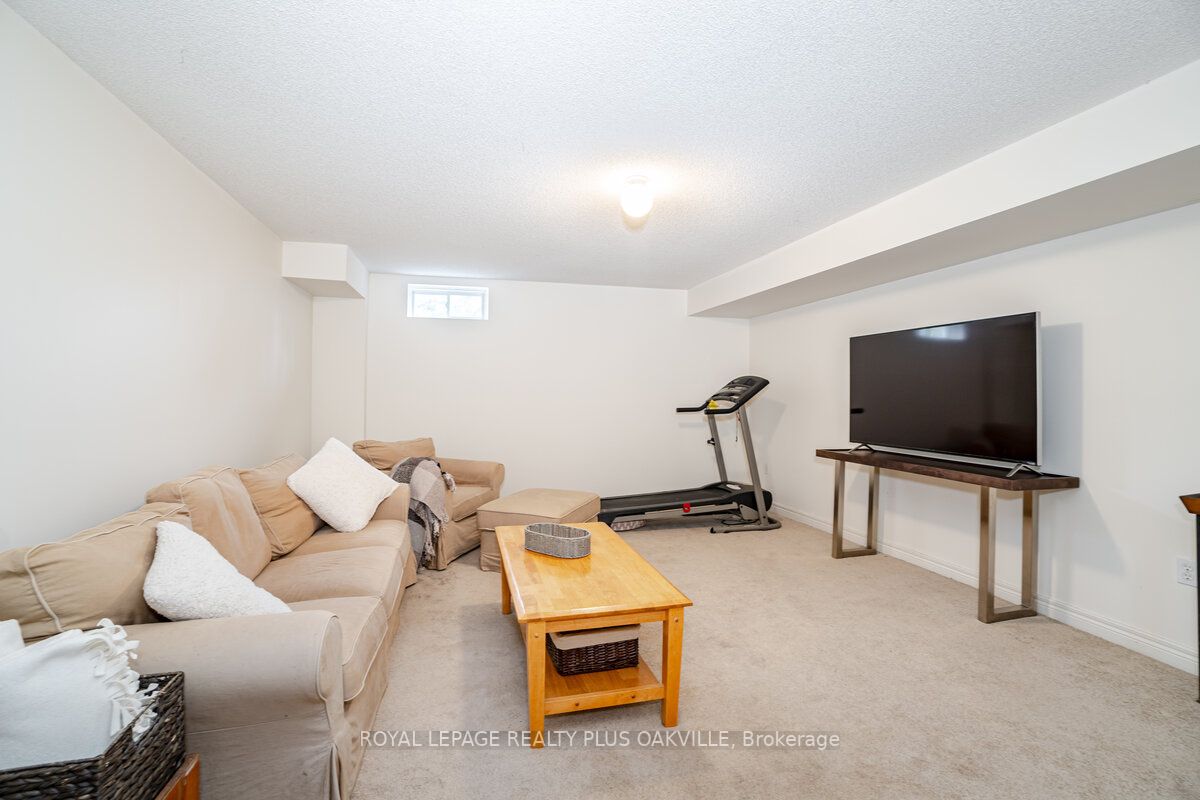 396 Riverstone Dr