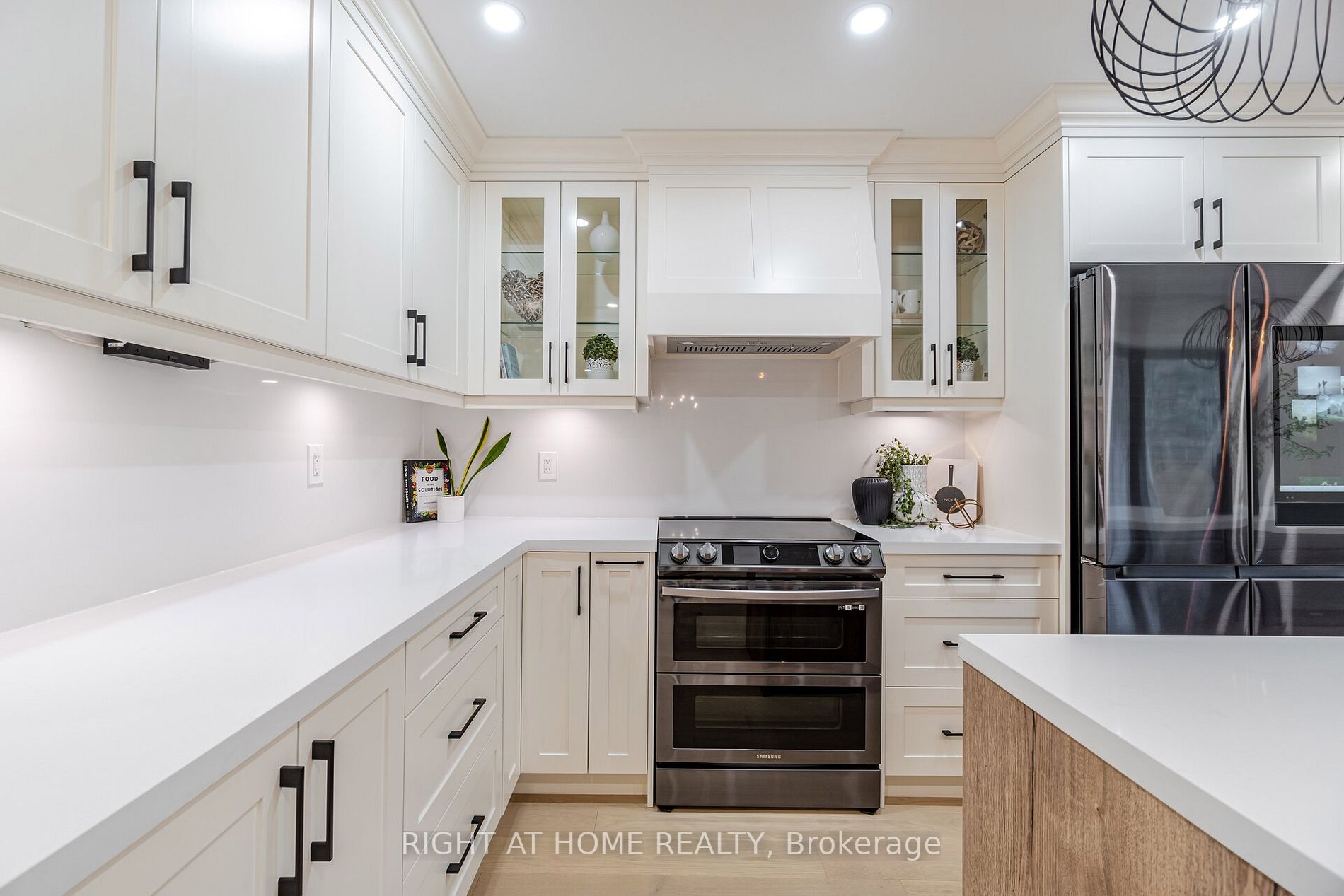 1223 Sable Dr