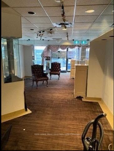 164 Queen St E, #106 B