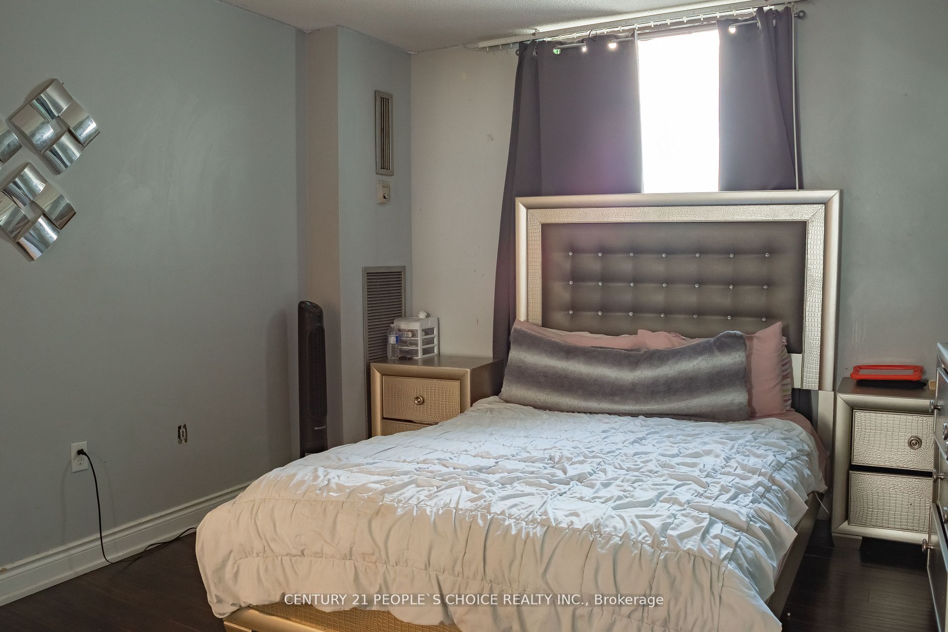 21 Knightsbridge Rd, #907