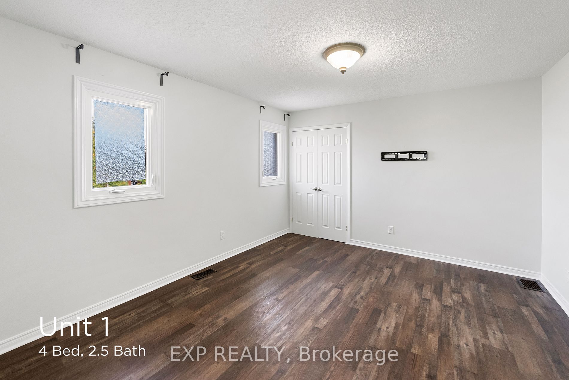 659 Roselaire Tr