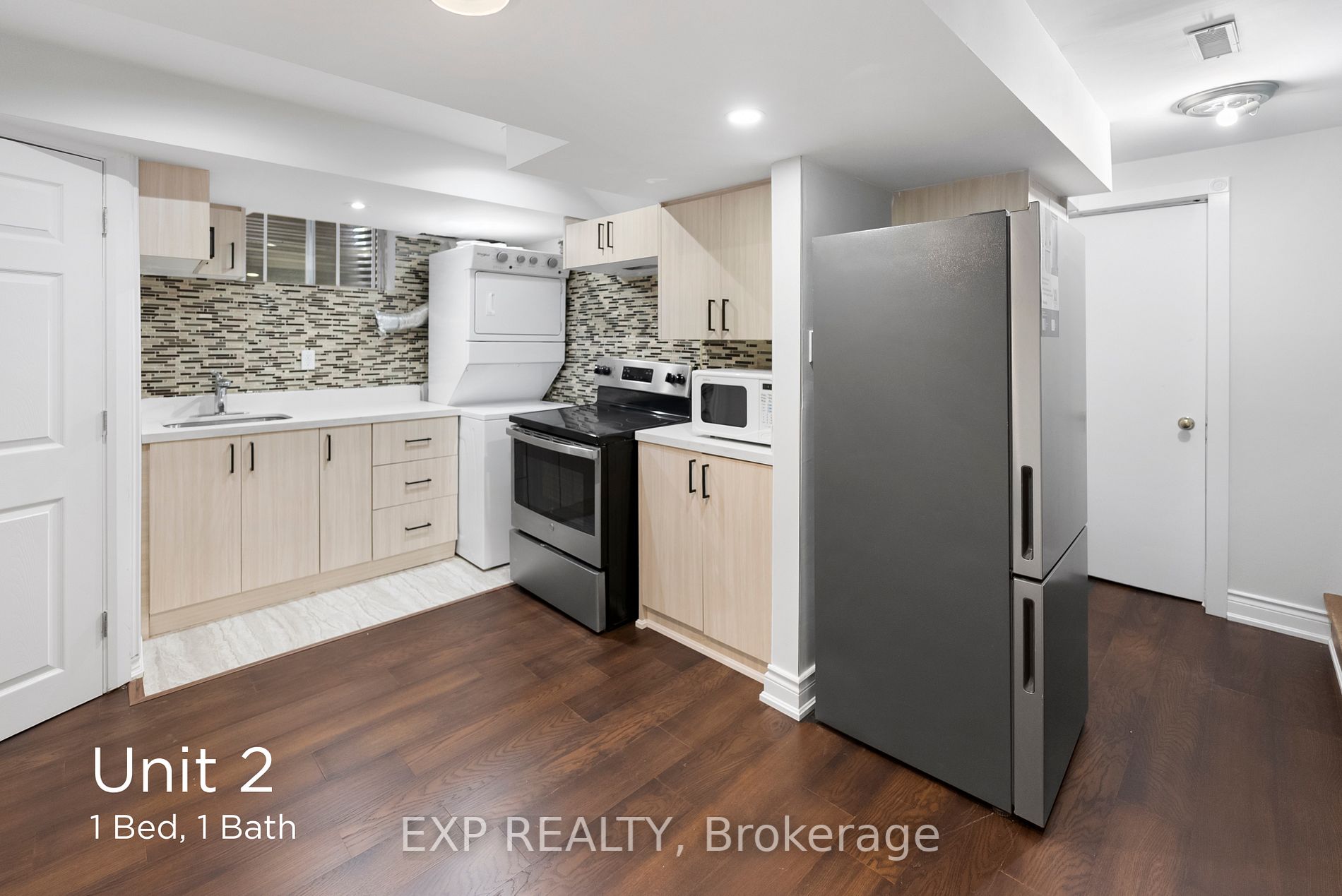 659 Roselaire Tr