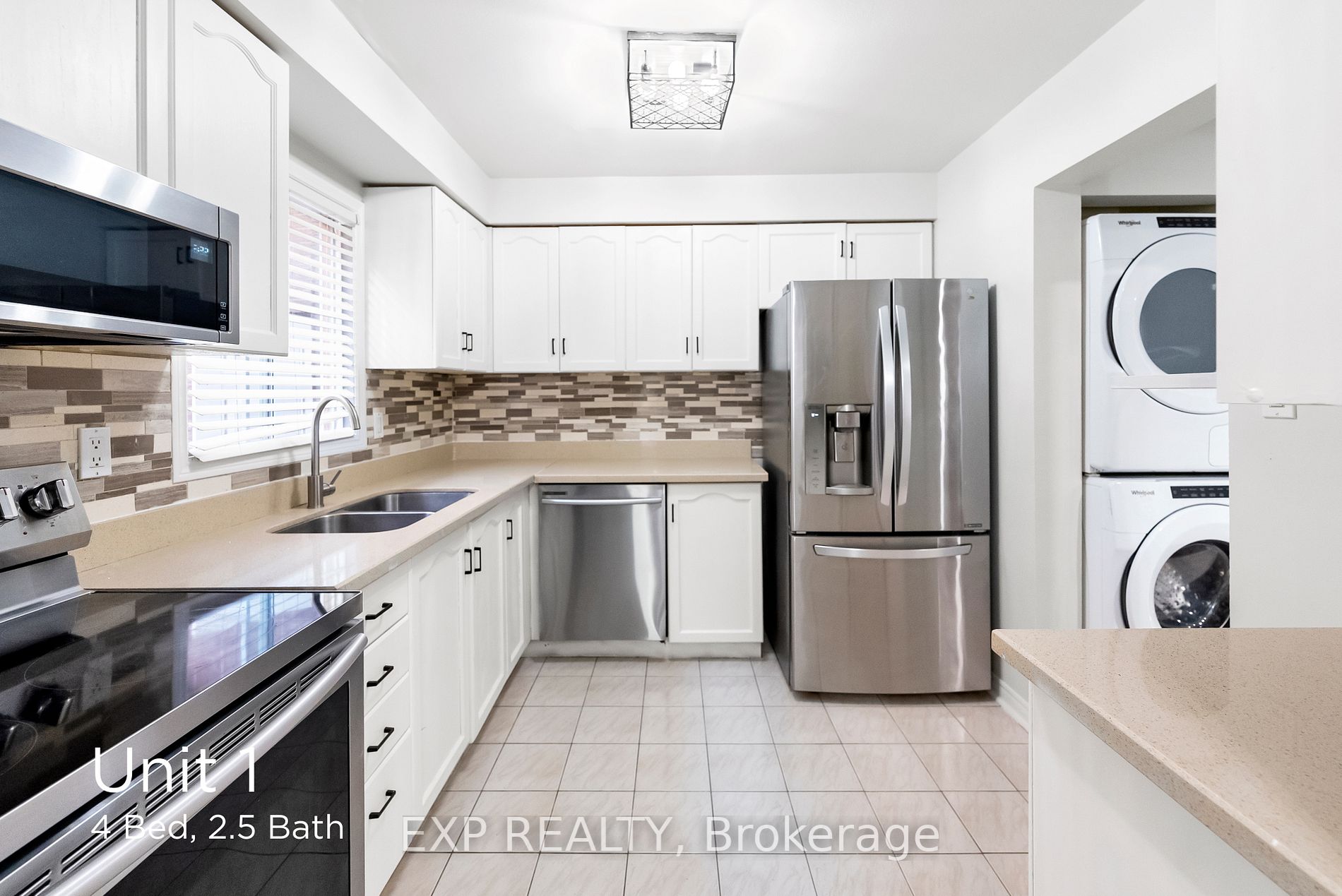 659 Roselaire Tr