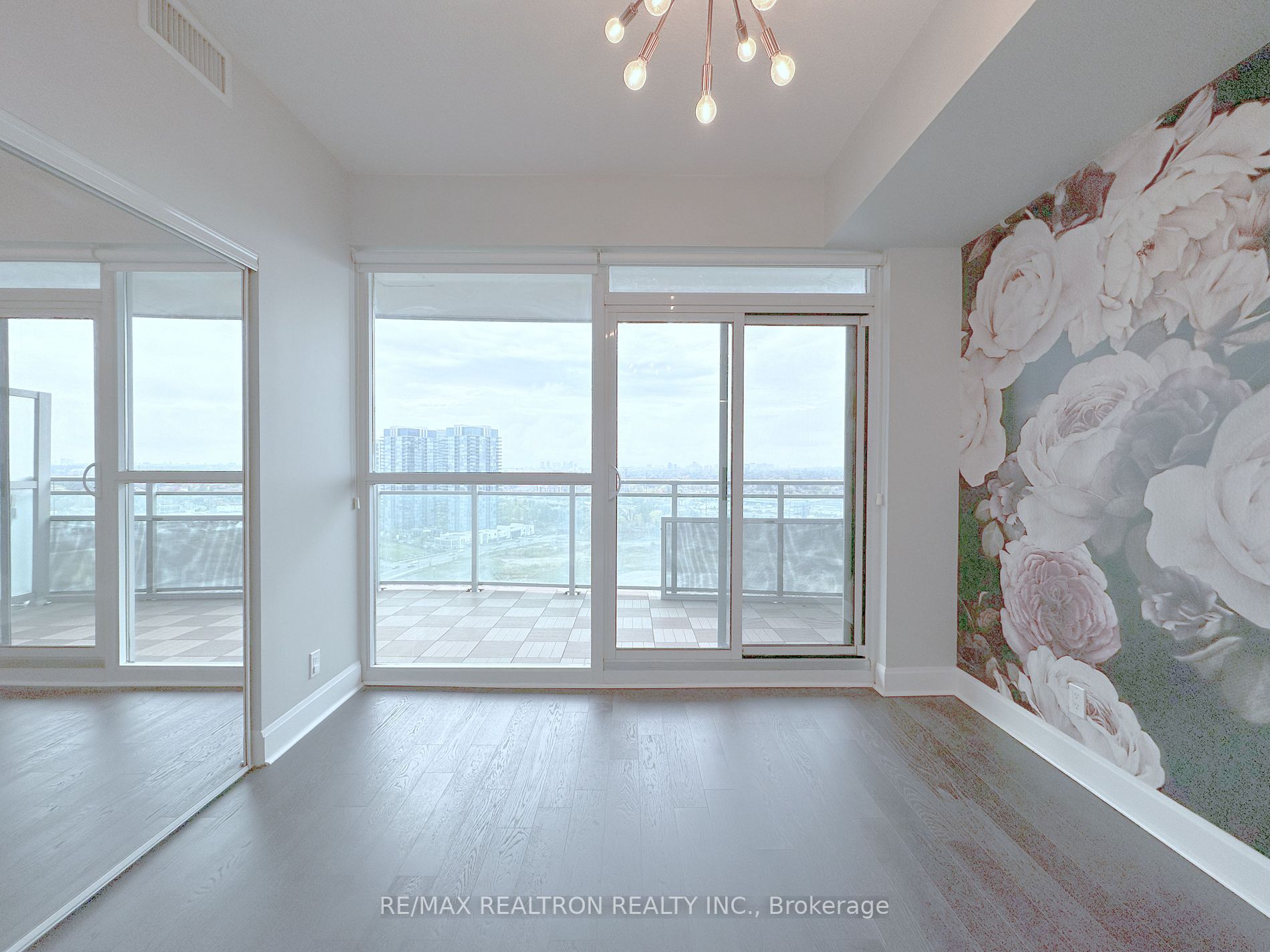 33 Shore Breeze Dr, #1903