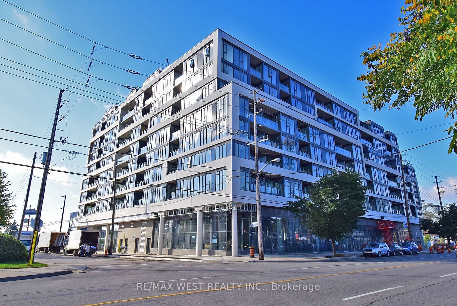 859 The Queensway, #813