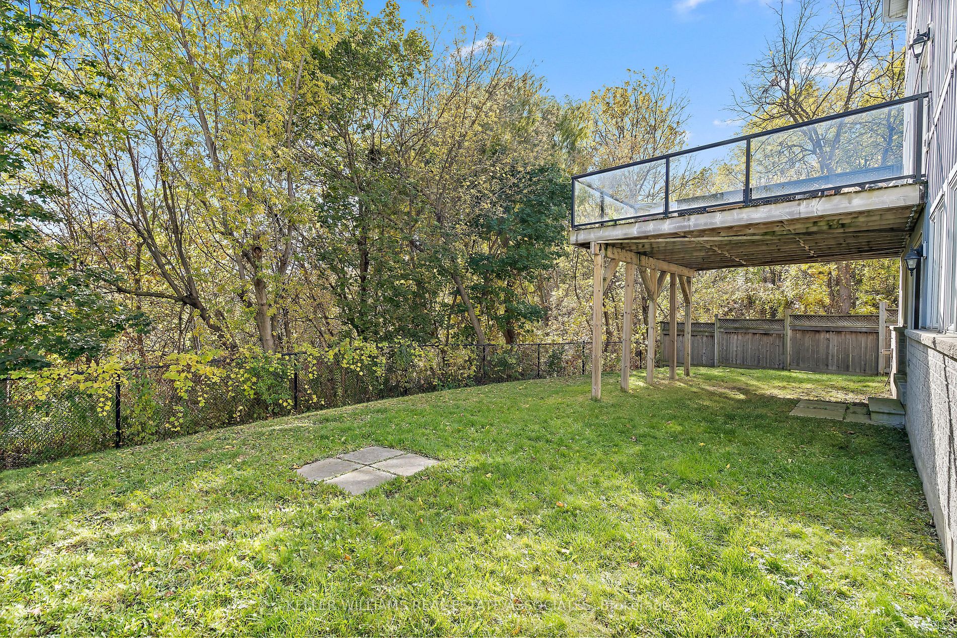 38 Logan Crt