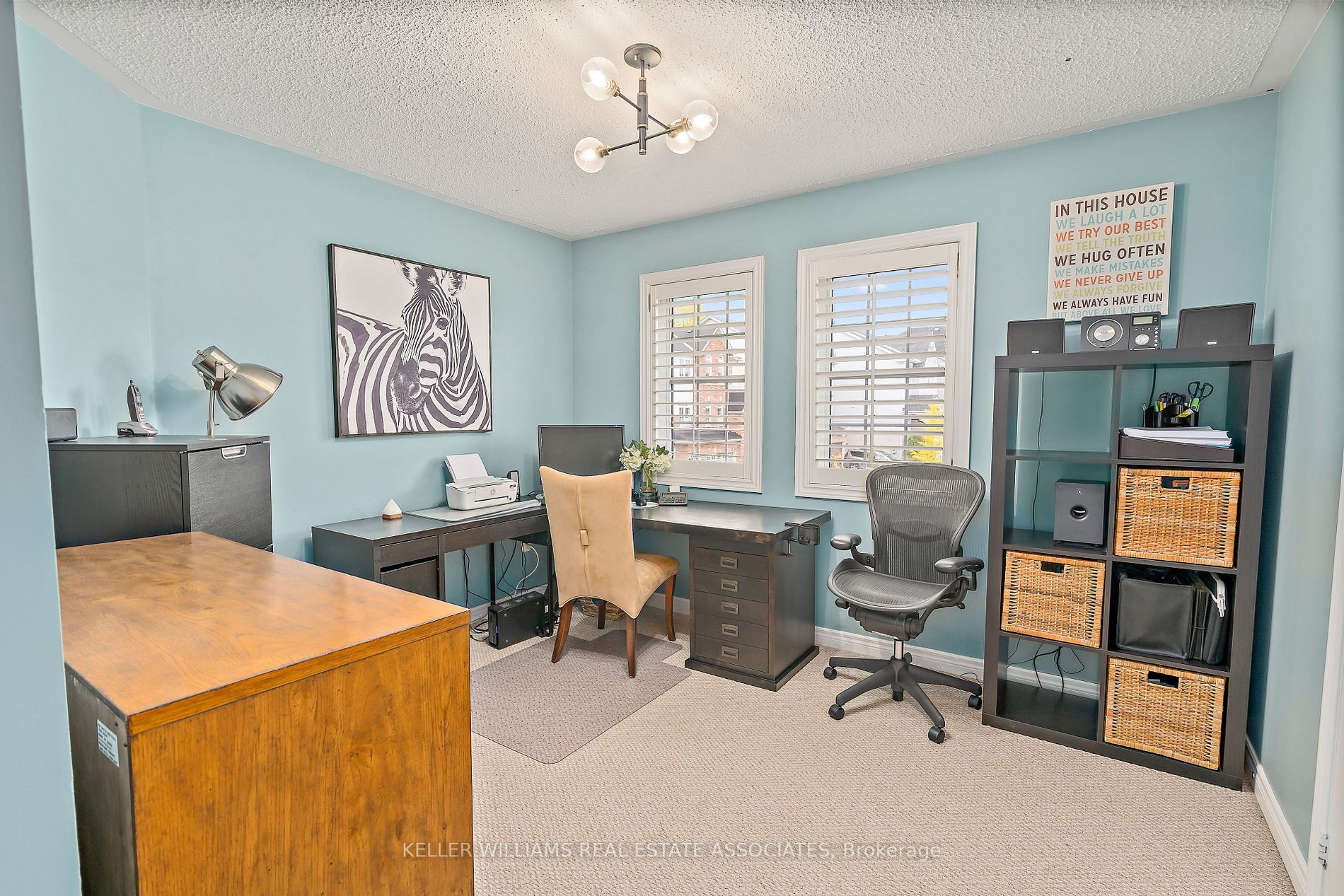 38 Logan Crt