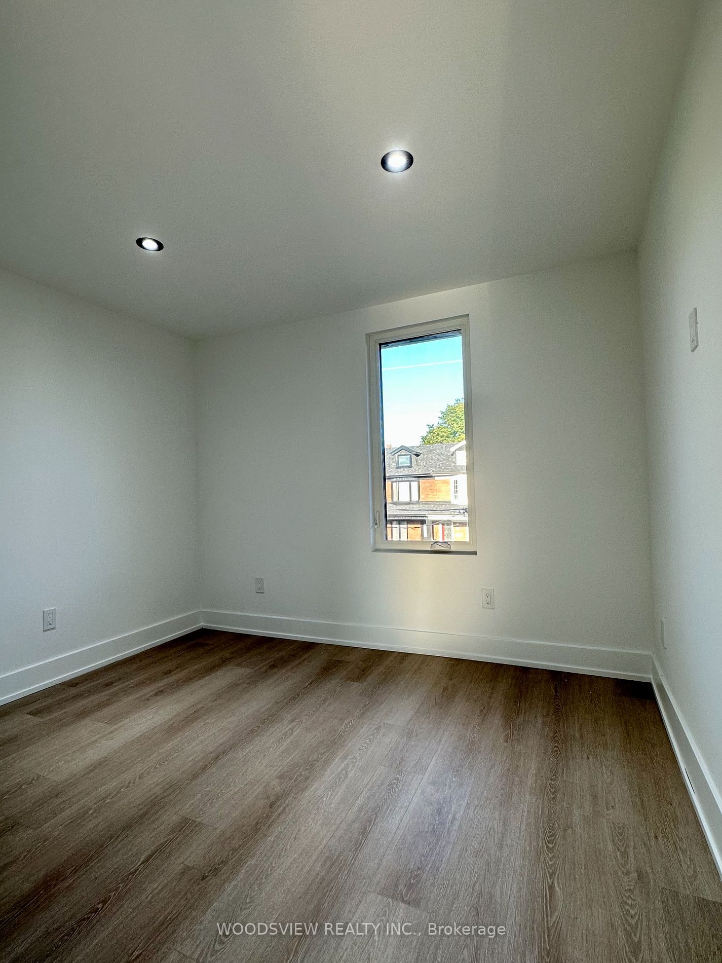 24 St Clair Gdns, #Upper