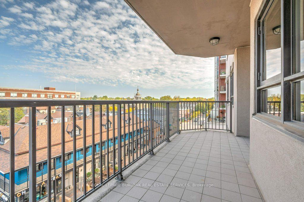 399 Elizabeth St, #506
