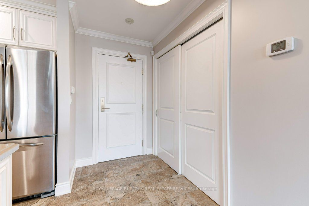 399 Elizabeth St, #506