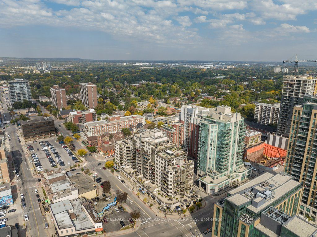 399 Elizabeth St, #506