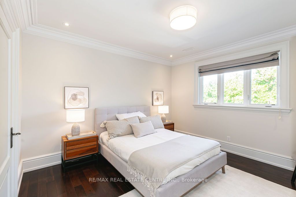 235 Winterborne Gate