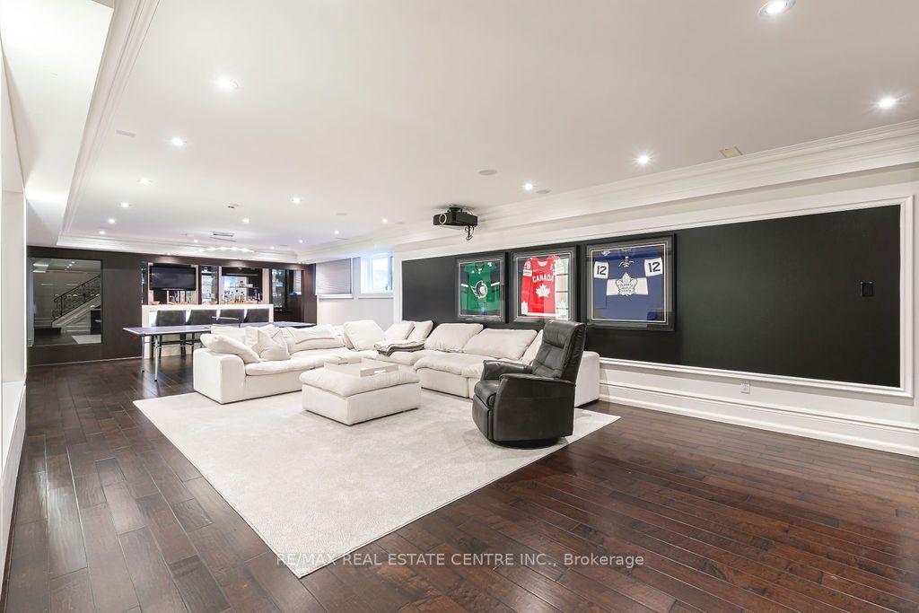 235 Winterborne Gate