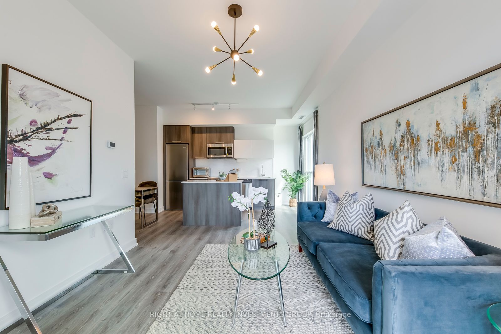 25 Neighbourhood Lane, #414