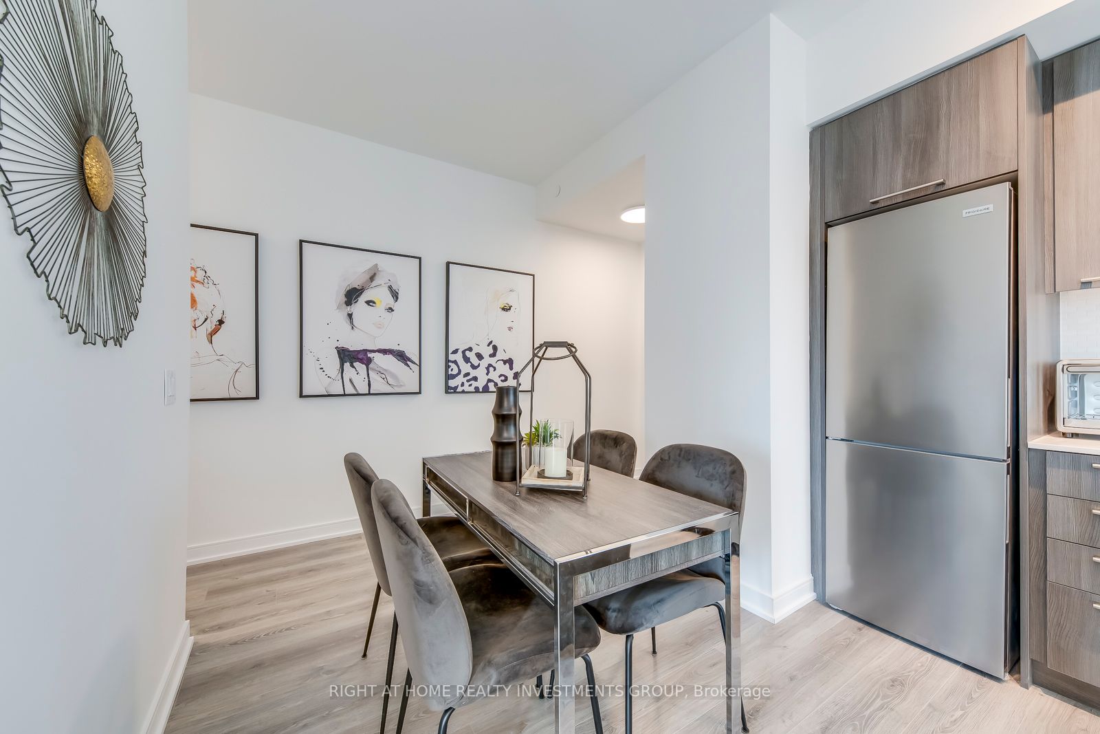 25 Neighbourhood Lane, #414