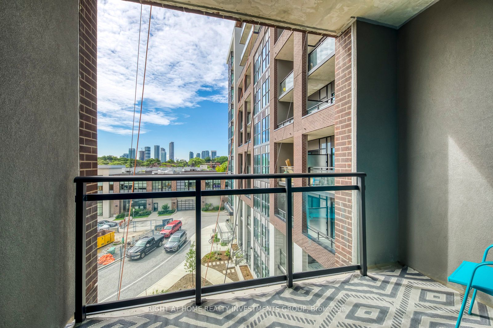 25 Neighbourhood Lane, #414