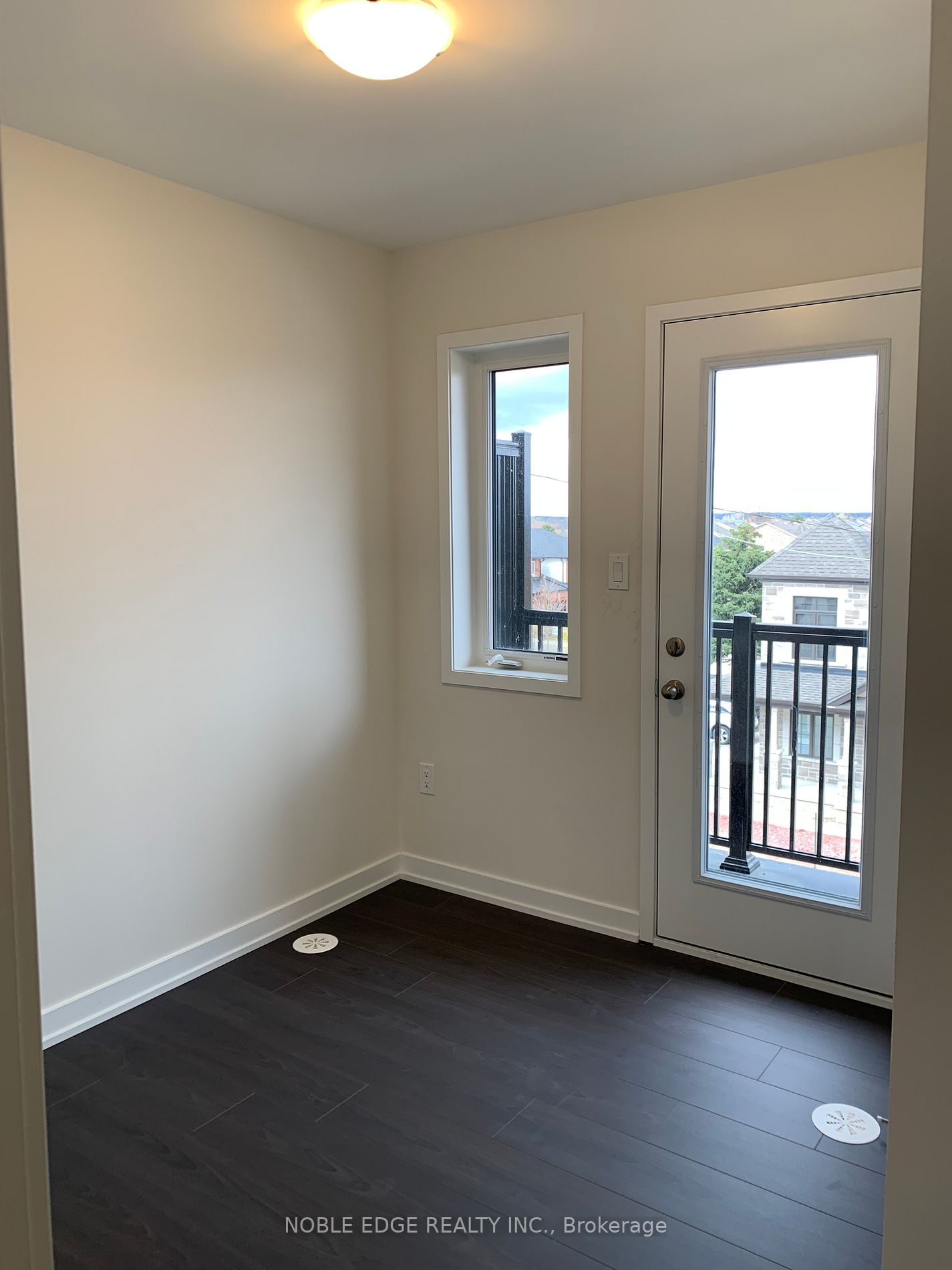 28 Stella Cres