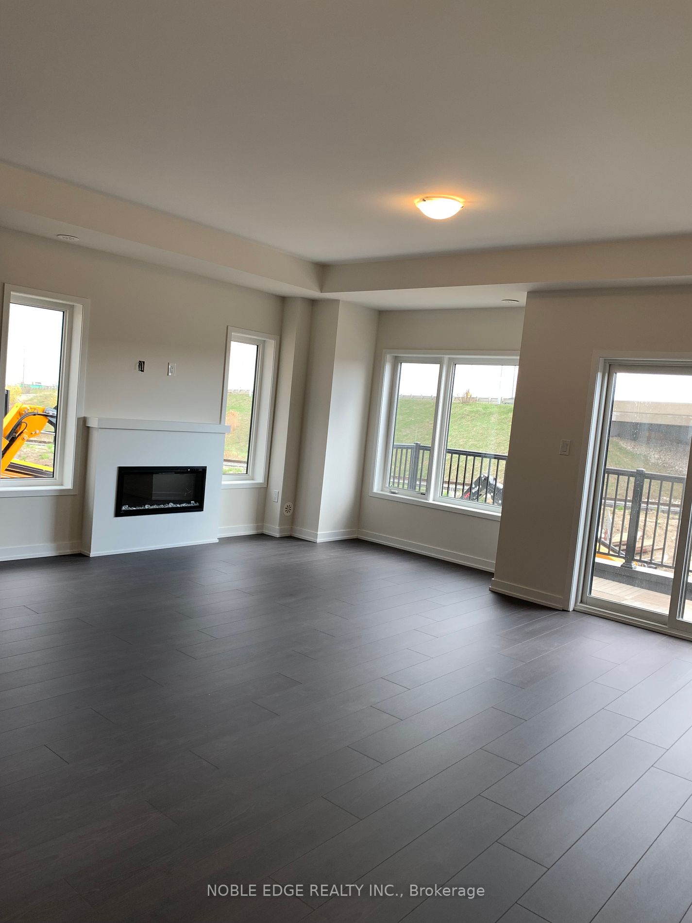 28 Stella Cres