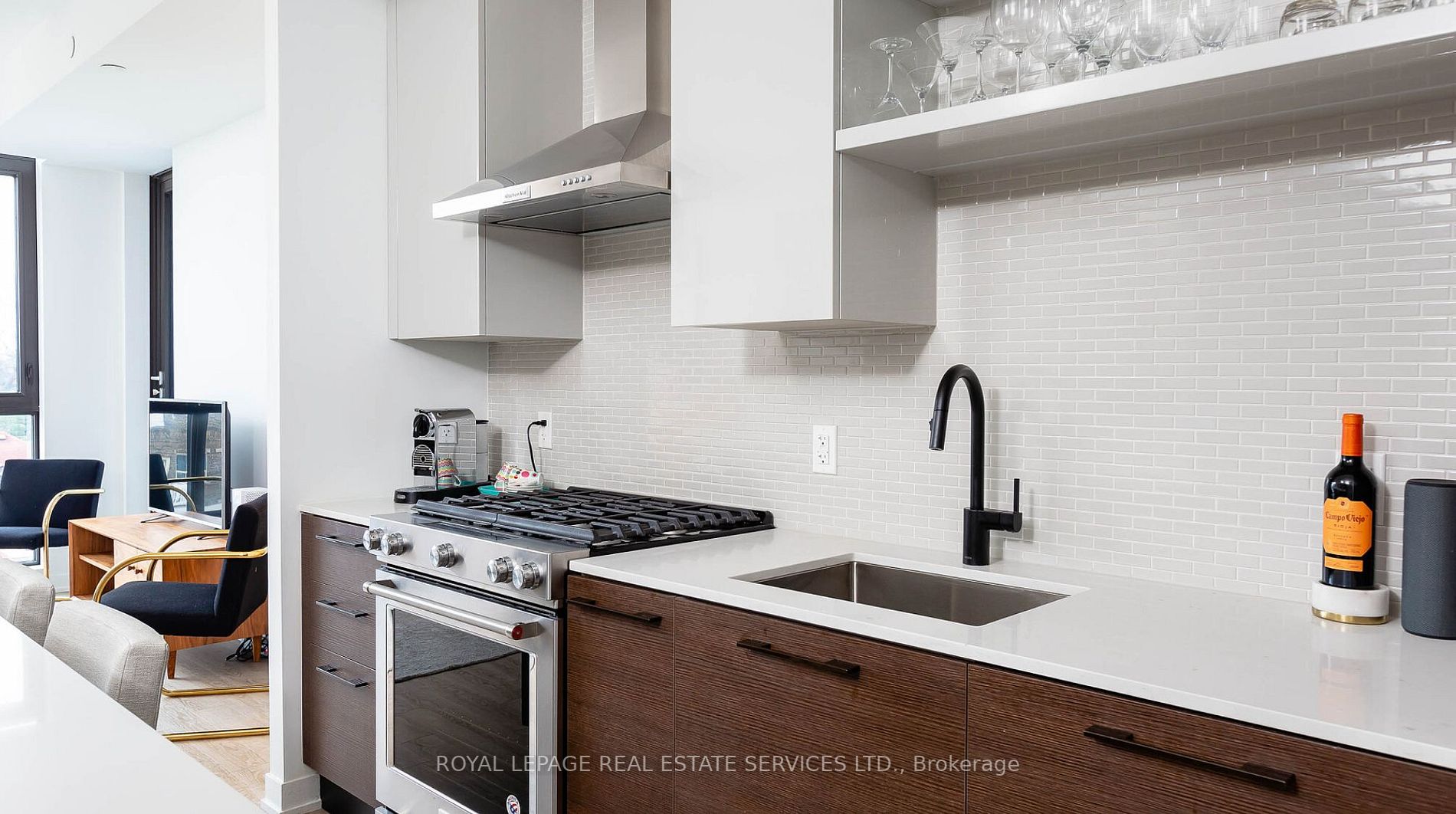 2118 Bloor St W, #506