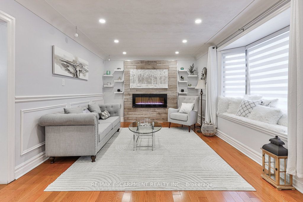 8 Kingswood Rd