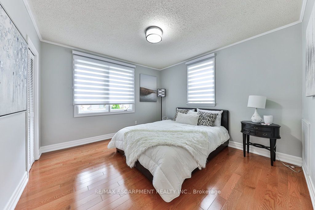 8 Kingswood Rd