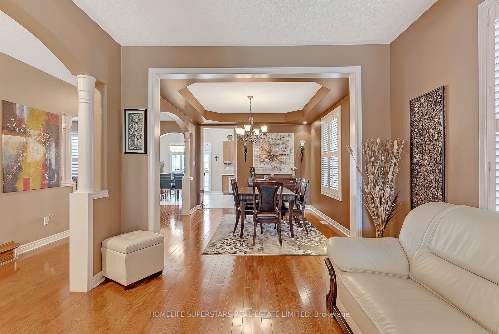 36 Quatro Cres