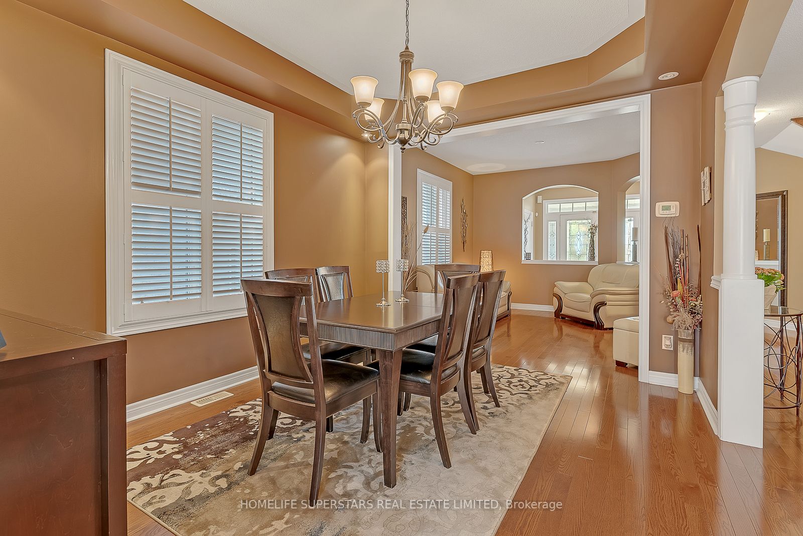 36 Quatro Cres