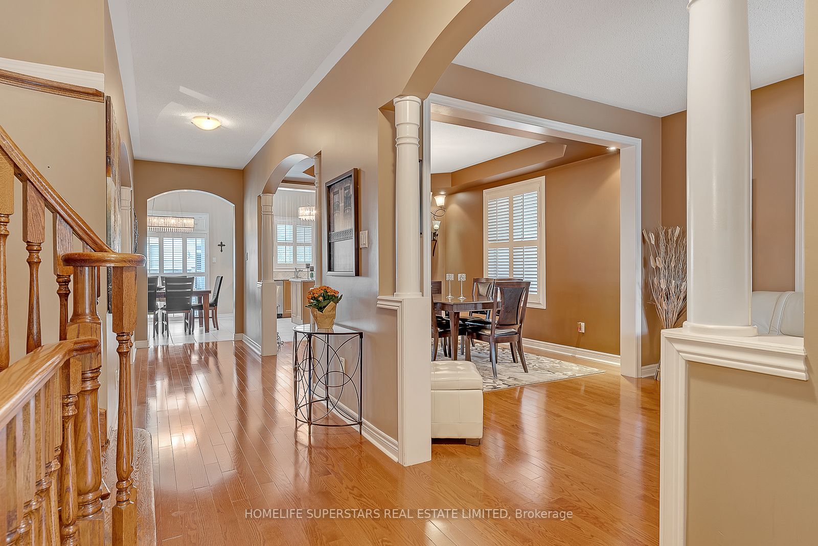 36 Quatro Cres
