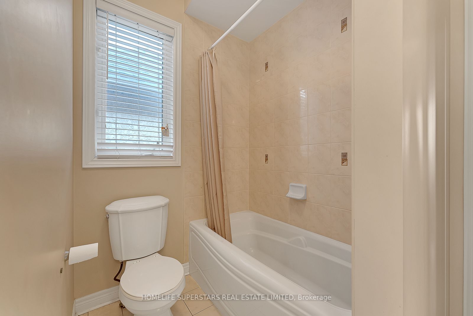 36 Quatro Cres