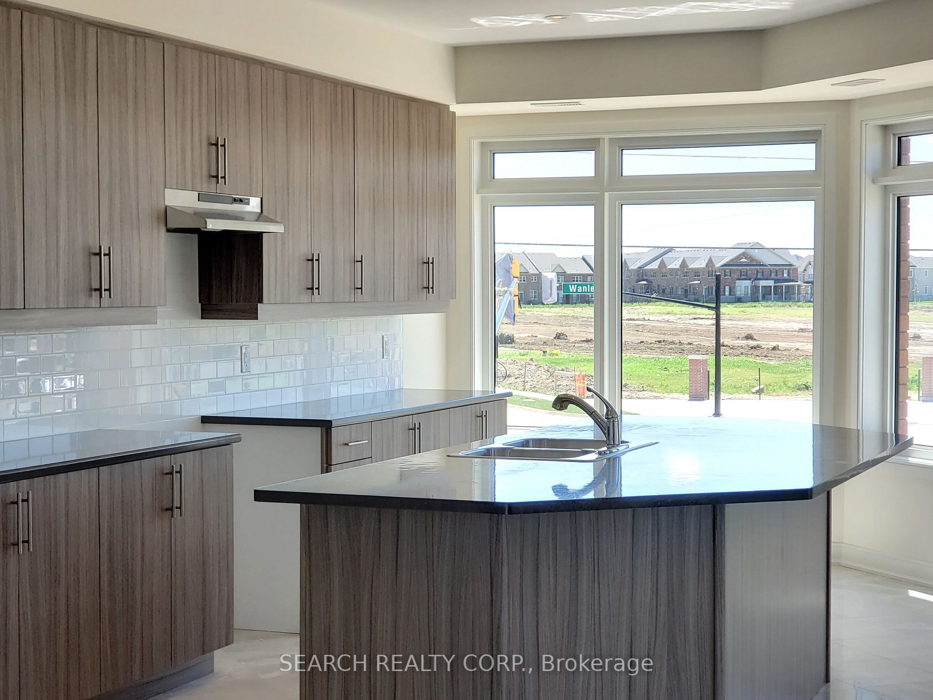 413 Veterans Dr