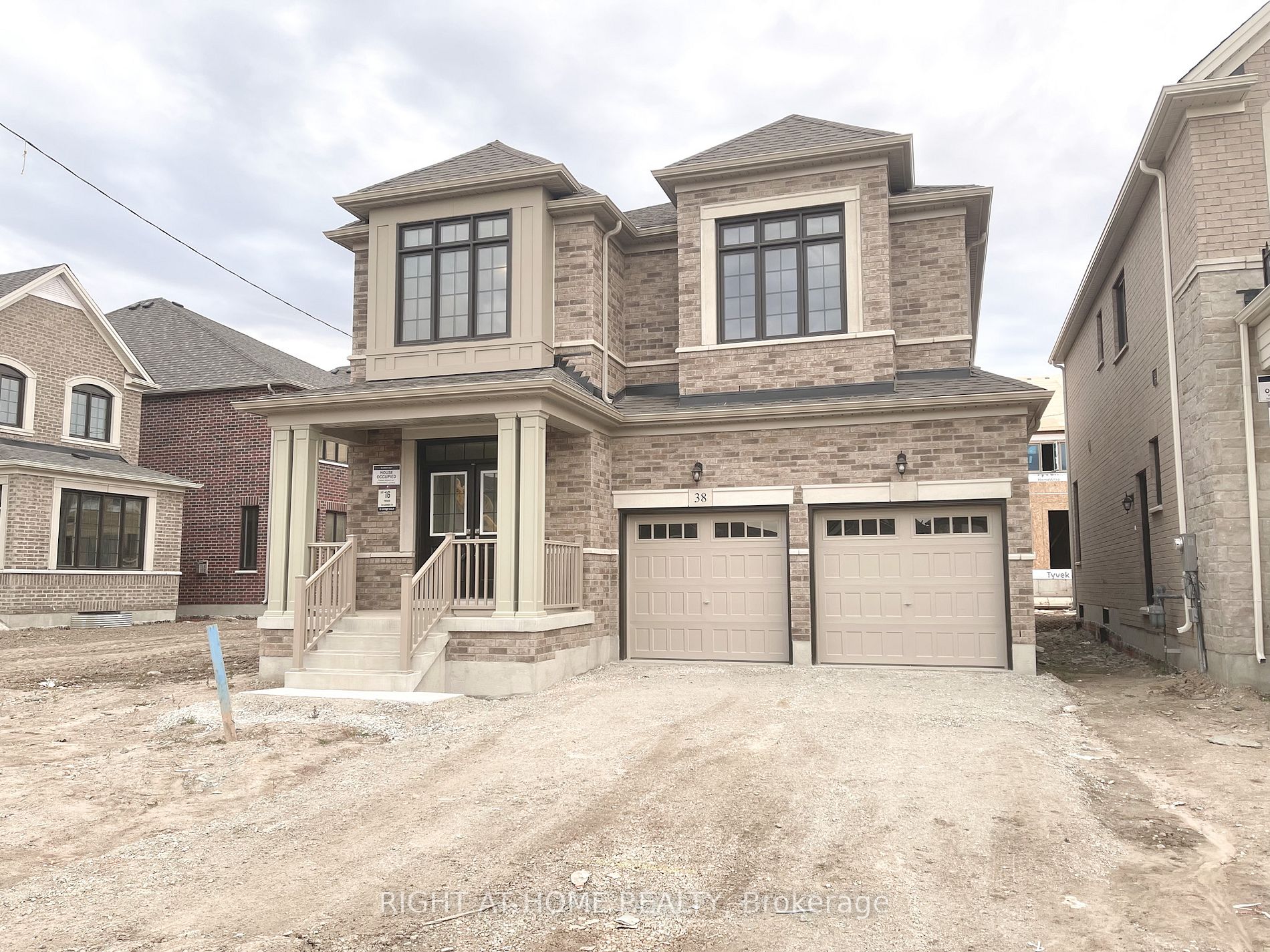 38 Gladmary Dr