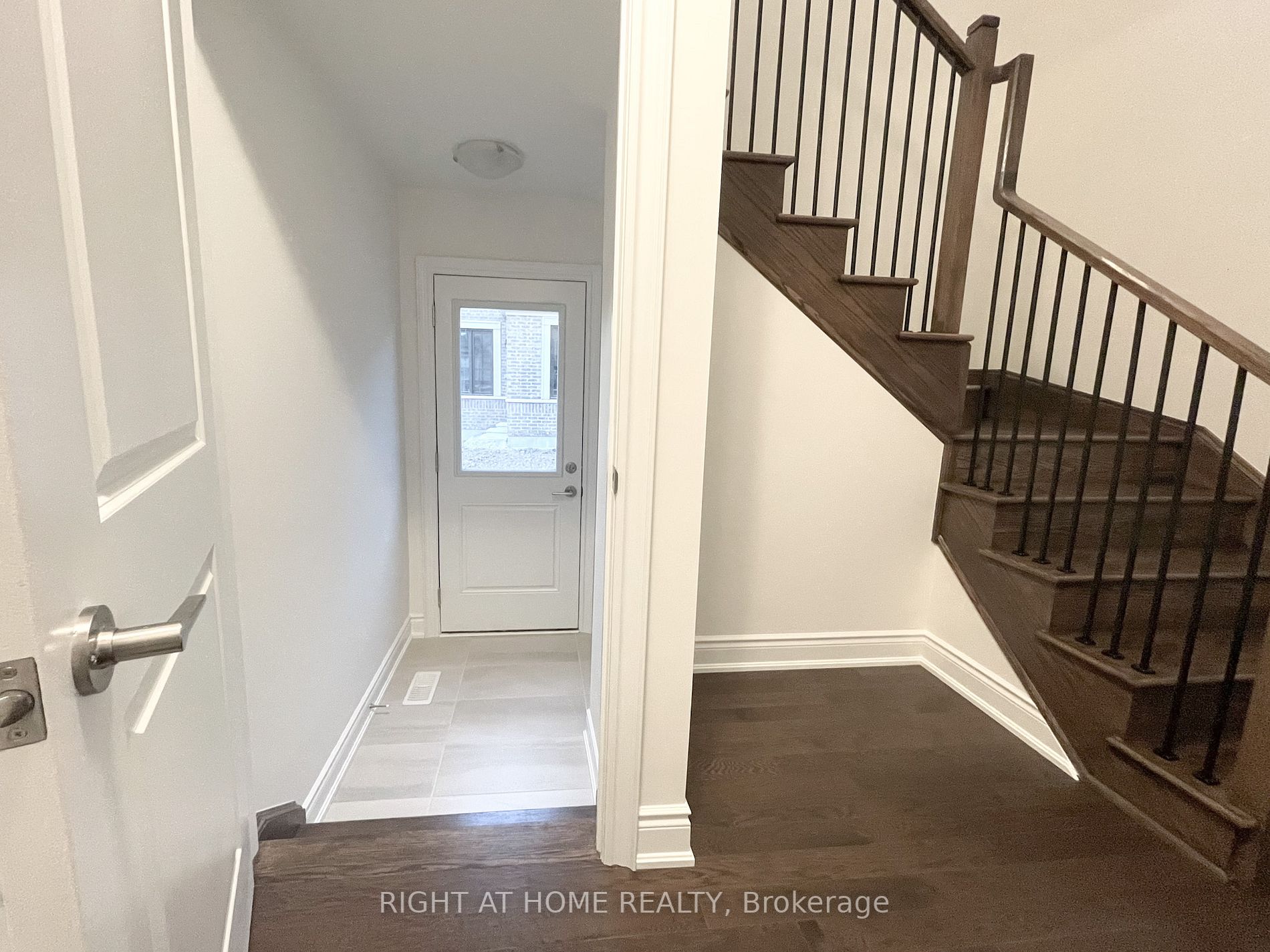 38 Gladmary Dr