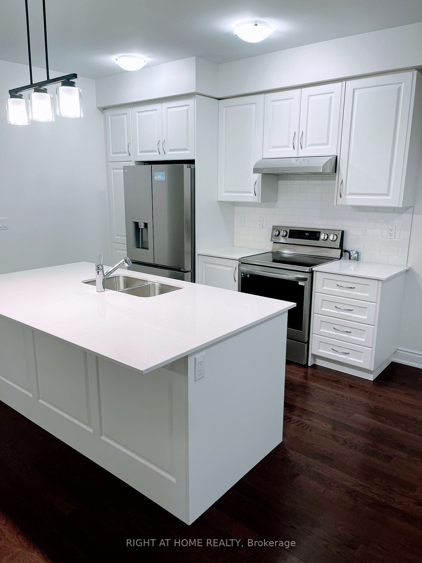 38 Gladmary Dr