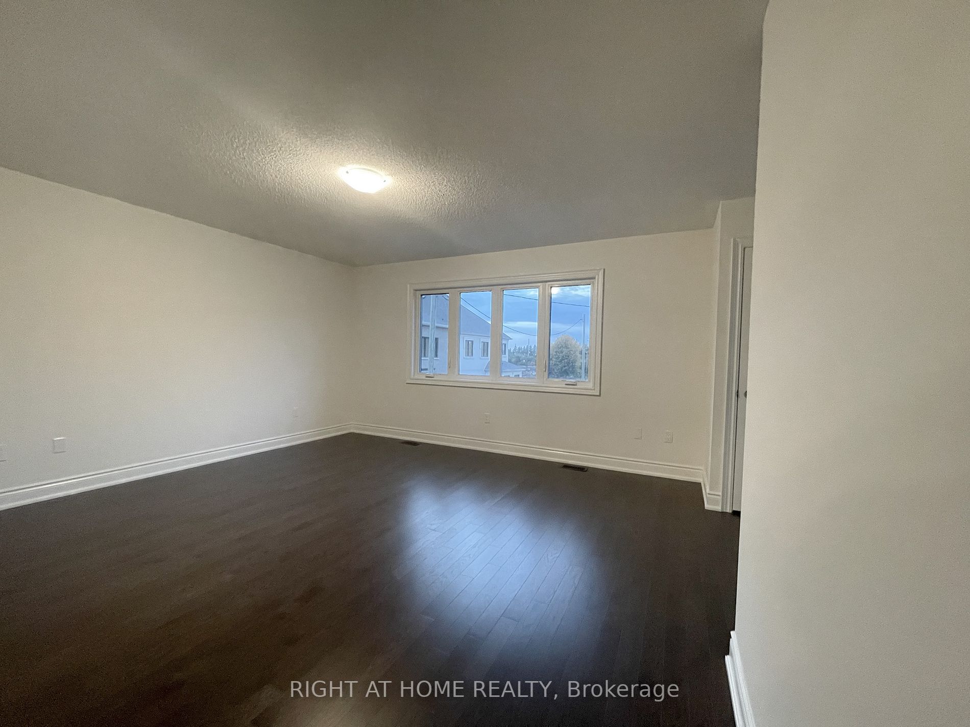 38 Gladmary Dr