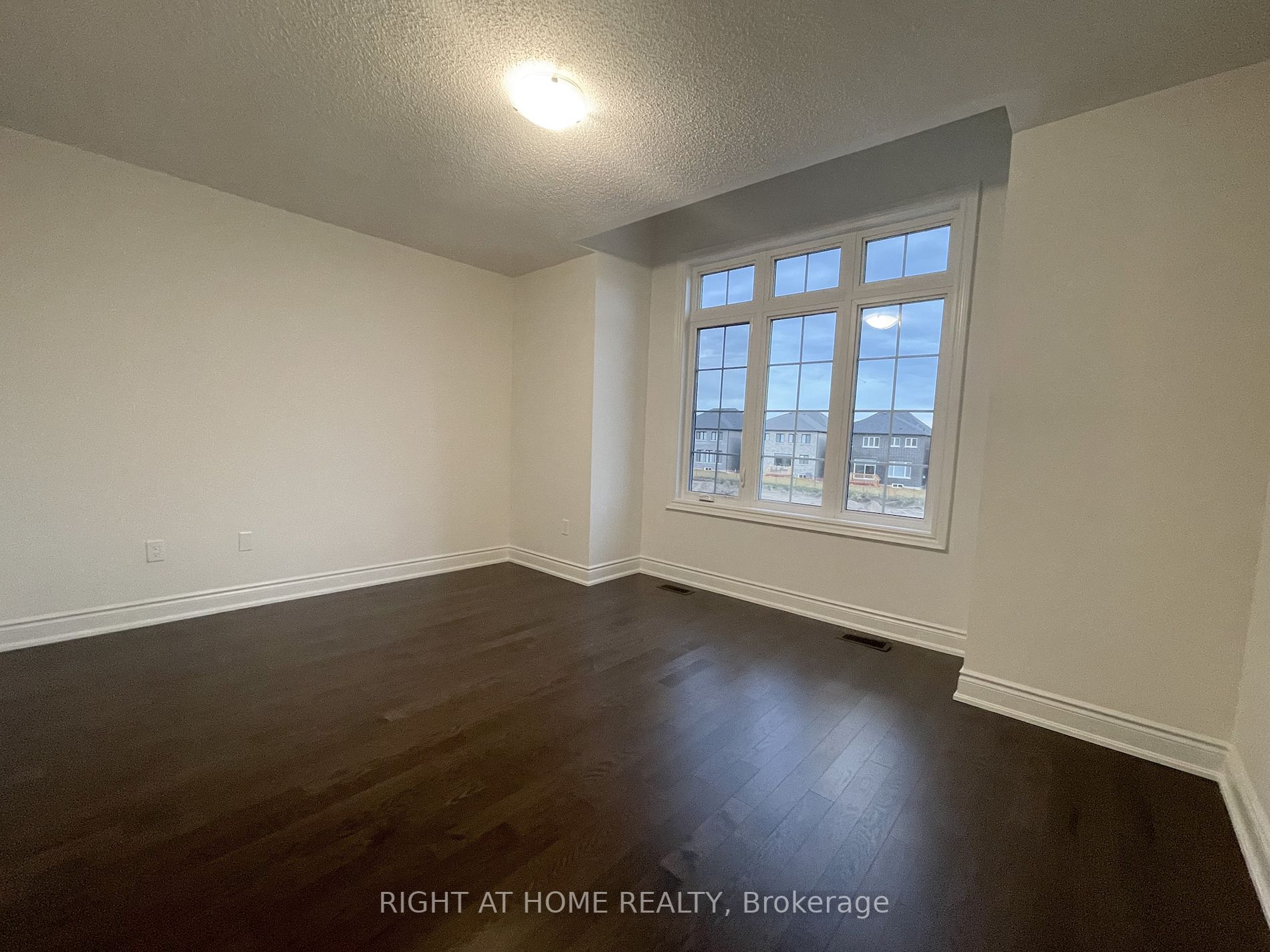 38 Gladmary Dr