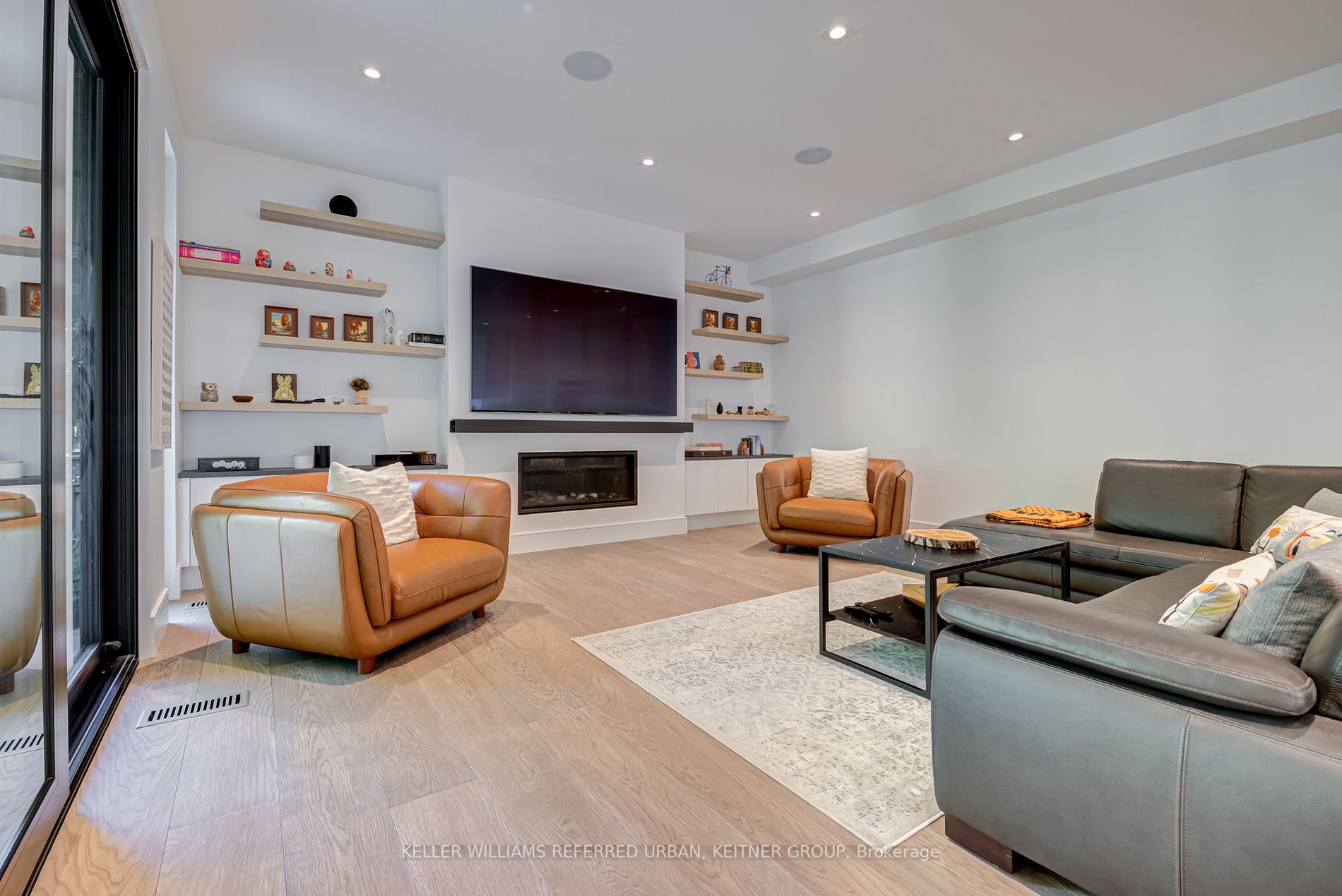 1435 Applewood Rd
