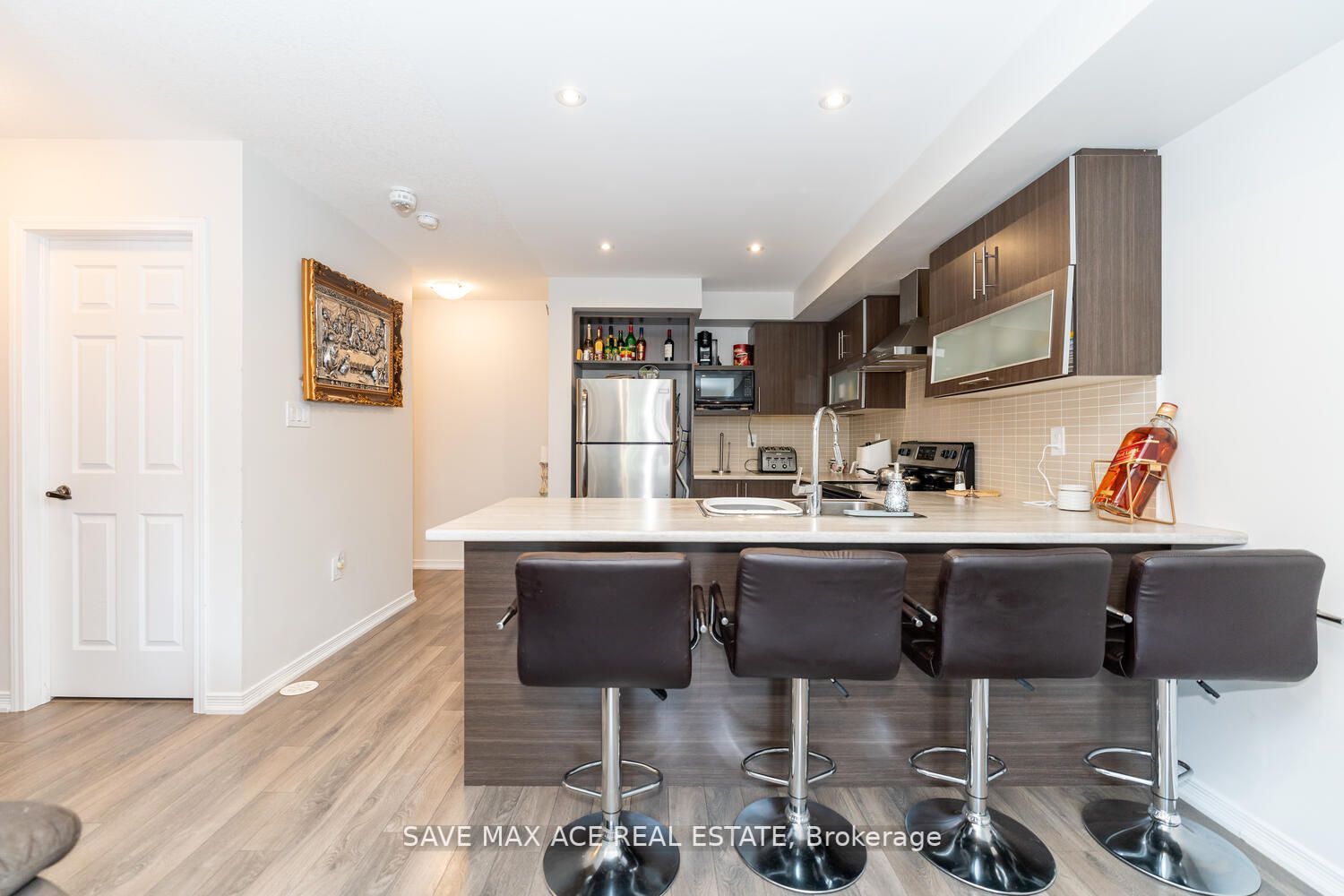 11 Francesco St