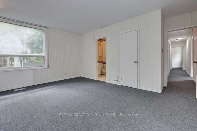 2411 Hammond Rd