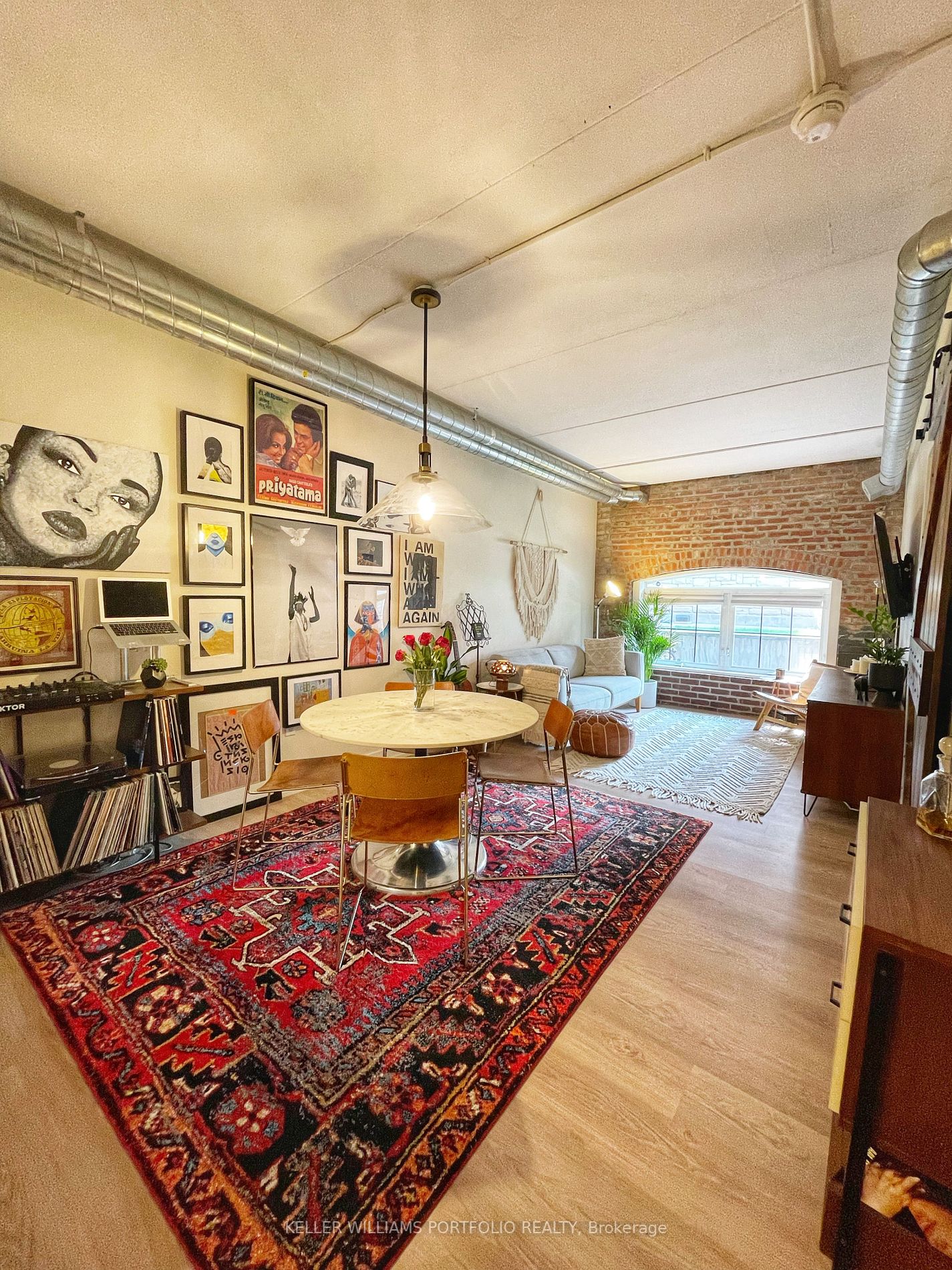 1100 Lansdowne Ave, #219