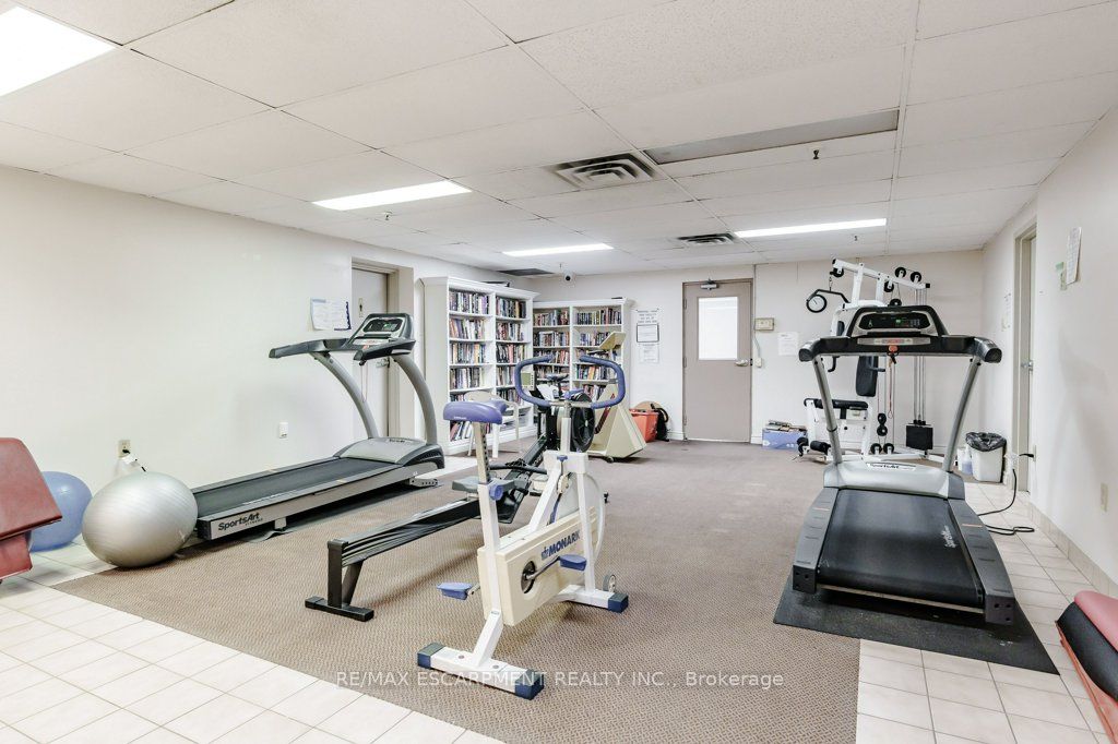 1201 North Shore Blvd E, #404